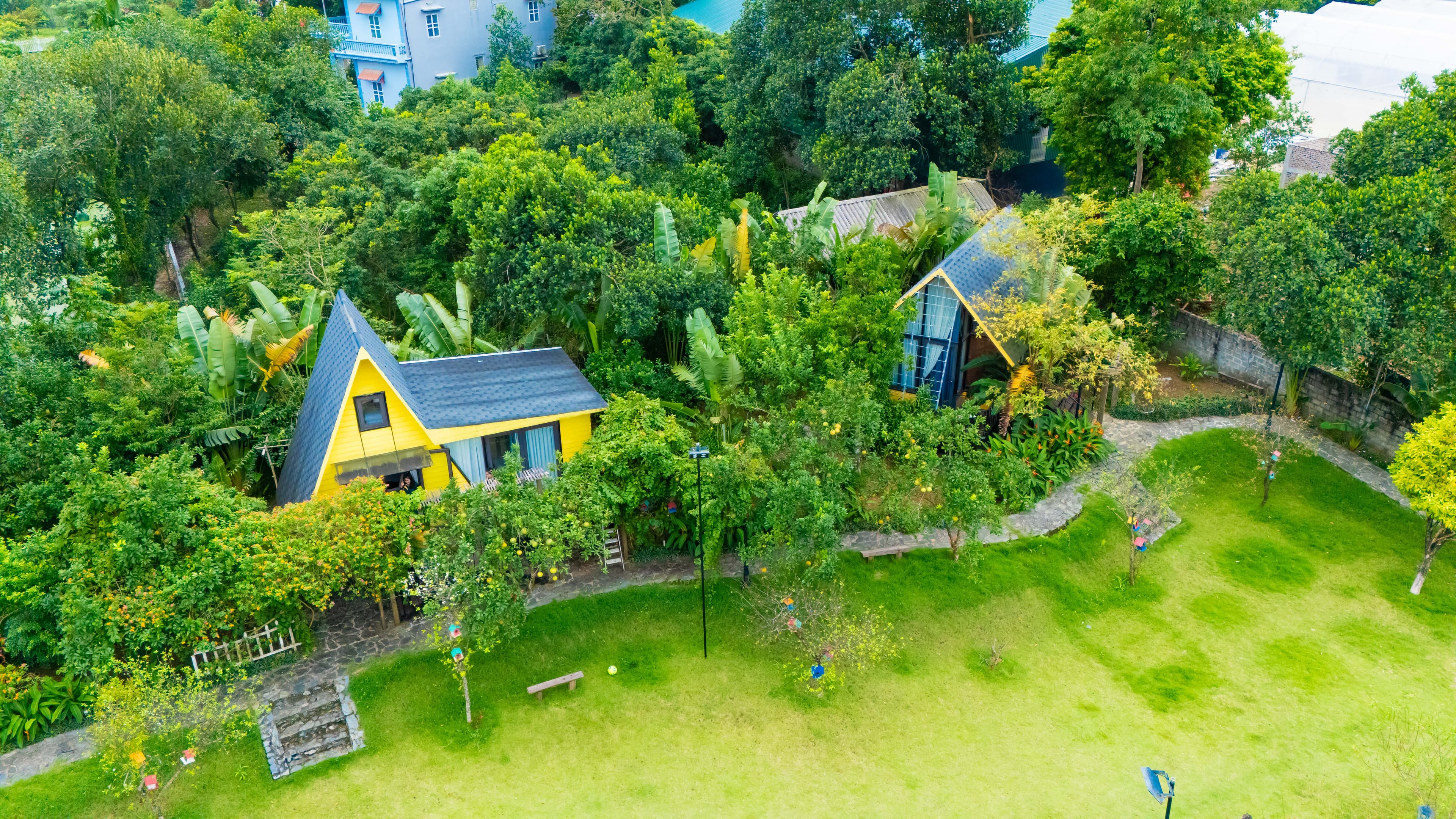 Khu Family - Photo 3