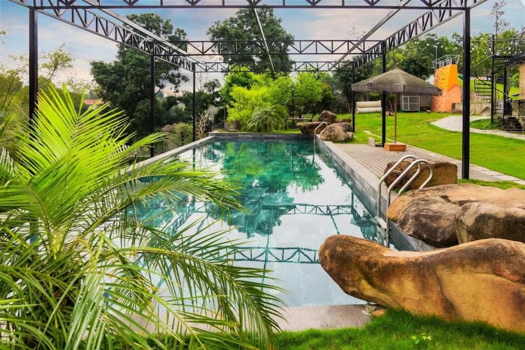 Khu Family - Photo 4